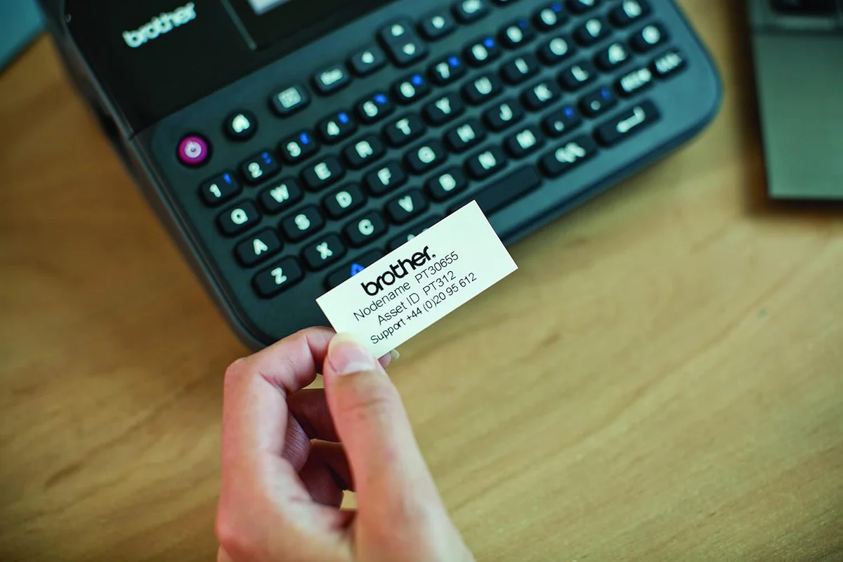 BrotherPT-D600PC-ConnectableP-TouchLabelMakerWithColorDisplay3
